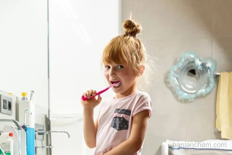 Is Aluminum Hydroxide in Toothpaste Safe for Children?