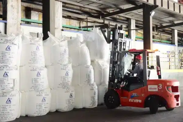 Packaging of aluminum hydroxide powder for wholesale supply