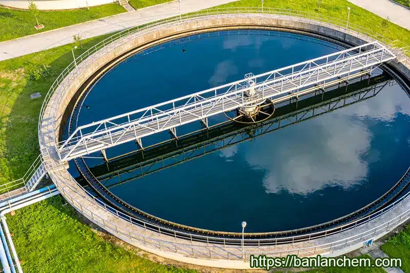 aluminium hydroxide applications in water treatment and coatings